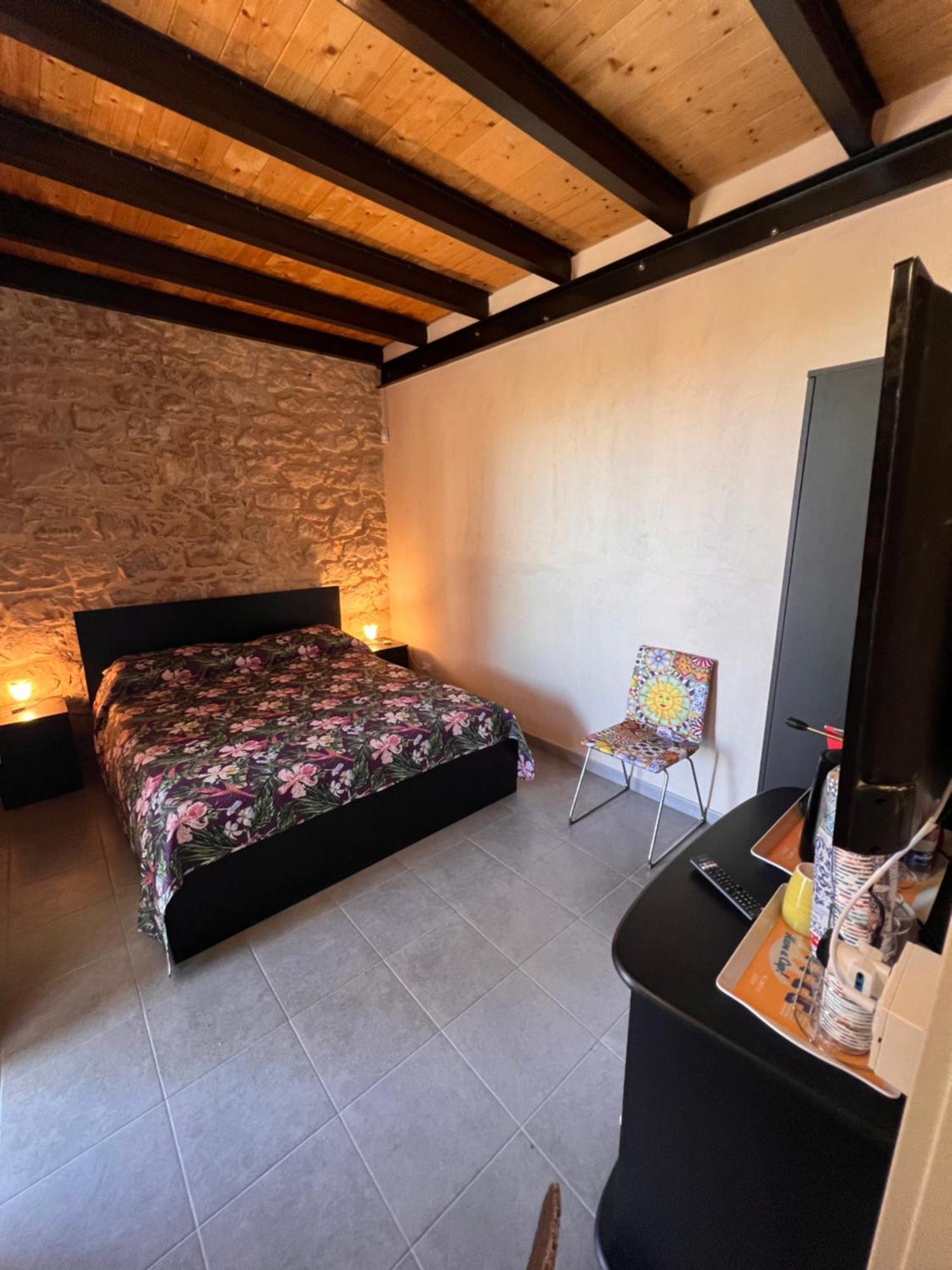 Vigna Di Pettineo - Guest House Vittoria Εξωτερικό φωτογραφία